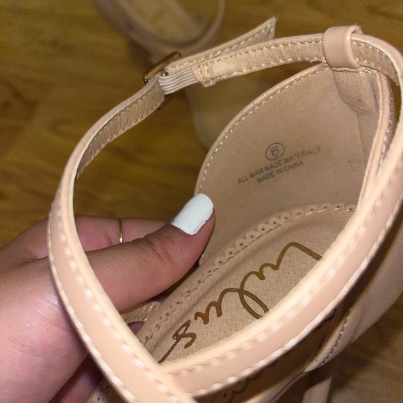 Size 6 Lulu’s Heels - Picture 4 of 4